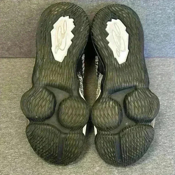 Nike Lebron 17 Basketball Shoes Men’s Size 8 Women’s Size 9.5 BQ3177-002 RARE! - Picture 9 of 10